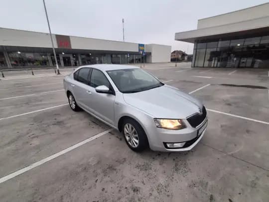 ŠKODA OCTAVIA 1,6TDI 2016g 1VLASNIK 207tkm REG 10/26 SERVISNA DVA KLJUČA HITNO 2,600e 0997853701