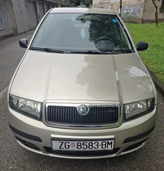 ŠKODA FABIA COMBI 1.9 SDI SERVISNA KNJIŽICA I SVI RAČUNI REG 6MJ 2027