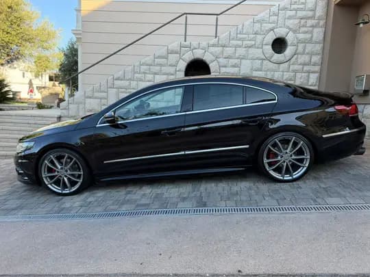 VW Passat CC 2.0 TDI R-LINE    reg do 12/2026
