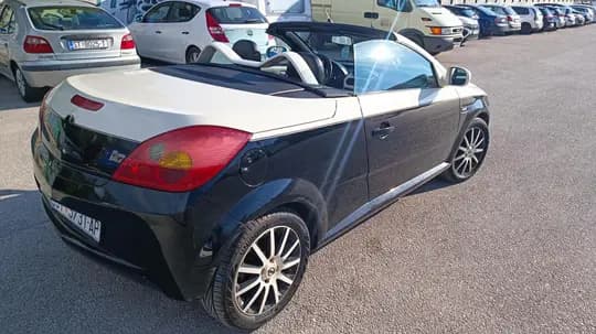 Opel Cabrio 1.4 i reg do 11 2004 god 