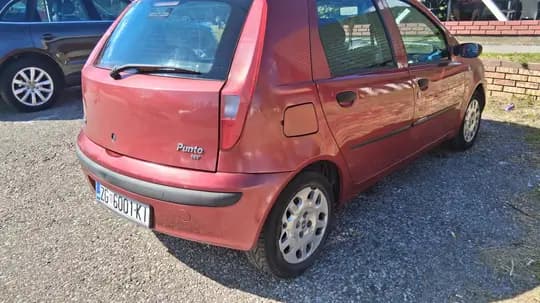 Punto 1.2sx-2003/4g..reg 19.9.2026,klima ispravna.servo,podizači stakla,2 ključa,,hitno  fiksno 550e