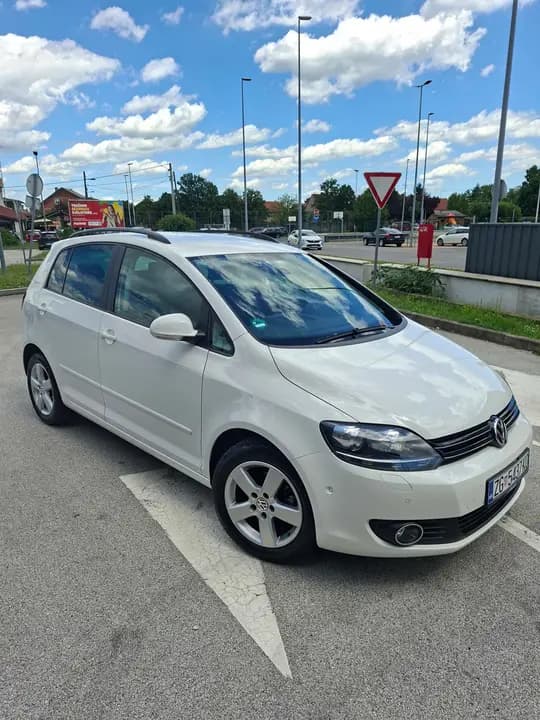 Golf 6 Plus 1.6 Tdi mod.2011.g.,260000 km,reg.09/26 TOP STANJE