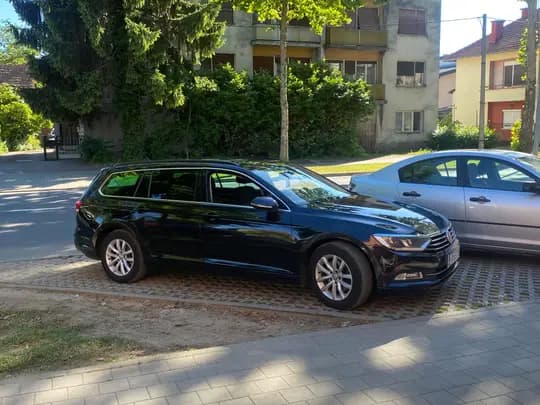 Passat karavan 2.0 TDI ,6/2027,odlicno stanje odrzavan 