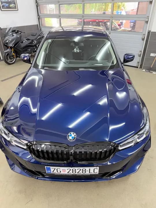 BMW320i lci ful oprema