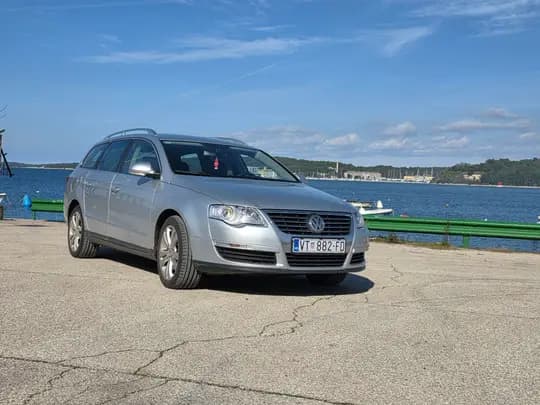 Prodajem Passat B6 2.0 TDI
