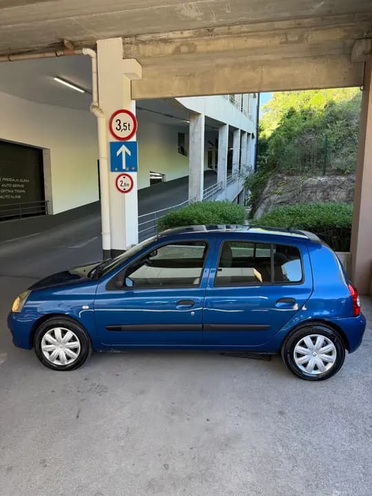 Renault clio 1.2 8V - Storia