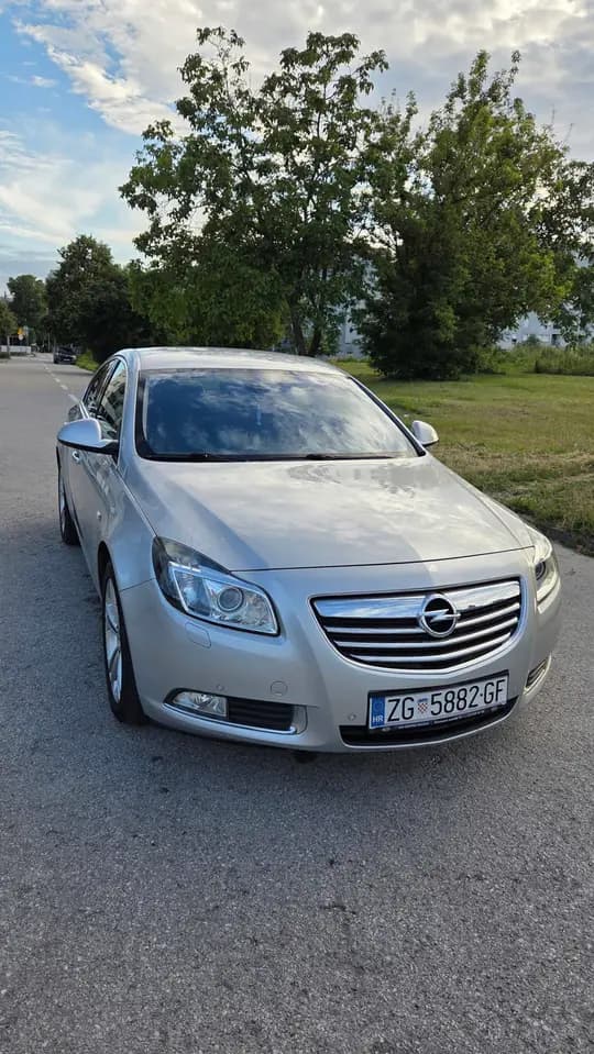Opel Insignia 2.0 CDTI