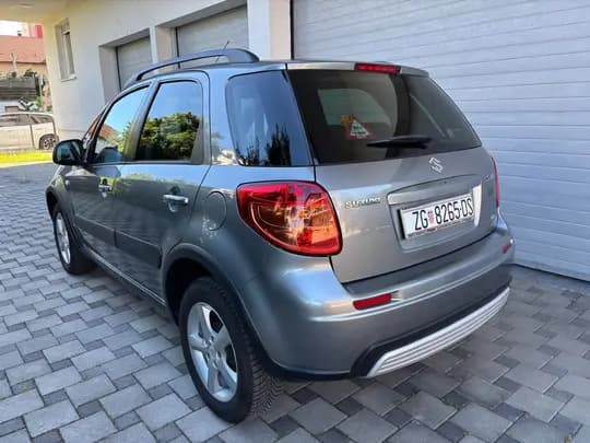 Suzuki SX4, 1.6 benzin, 1. Vlasnik, 4×4, samo 111ooo kilometara, servisna knjiga, NOVO! 