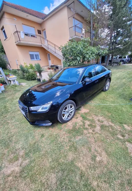 Audi A4 2,0 TDI  S Tronic, NAPRAVLJEN VELIKI SERVIS