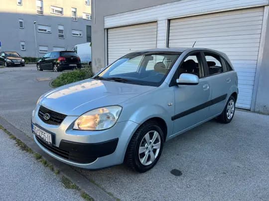 KIA RIO 1,4i 2006