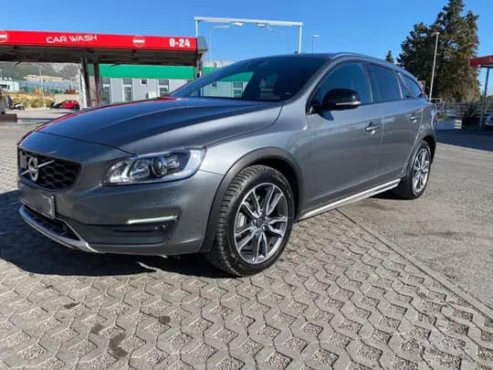 Volvo V60 Cross Country D4 Automatic