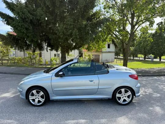 Peugeot 206cc 1.6 HDI 
