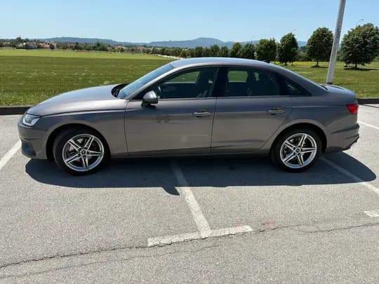 prodajem AUDI A4 35tfsi + TVORNIČKO JAMSTVO ko iz tvornice