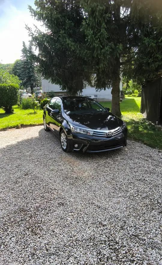 Toyota Corolla sedan 1.6 sol