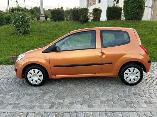 Renault Twingo 1.2 Expression Benzin!Regan do 12./2026.Mala potrošnja!KLIMA-SERVO!Top stanje!
