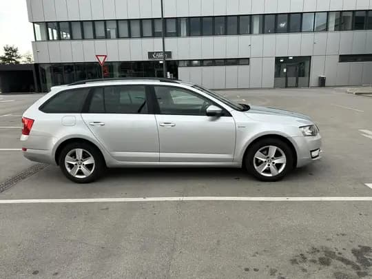 ŠKODA OCTAVIA COMBI STYLE 2,0 TDI 110kW (150KS), registriran do 6.5.2027.!