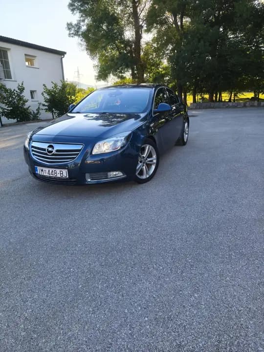 Opel Insignia 2012