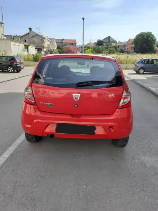 Dacia Sandero 2011. god, 1 vlasnik, klima, reg. do 01/2027