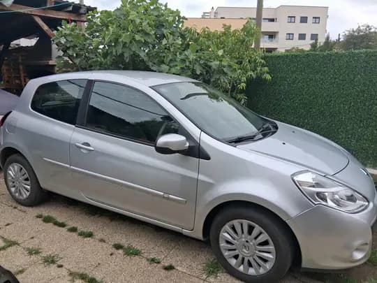 RENAULT CLIO 1.2. 2011G.REG.U DOBROM STANJU