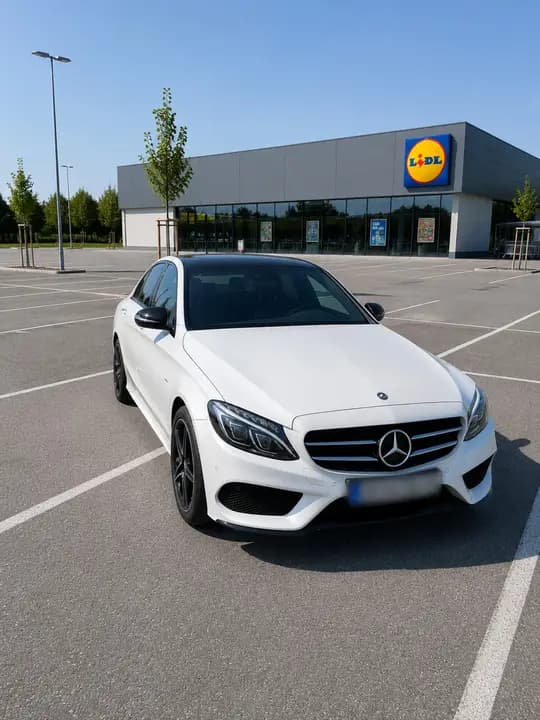 Mercedes Benz C220D AMG-line