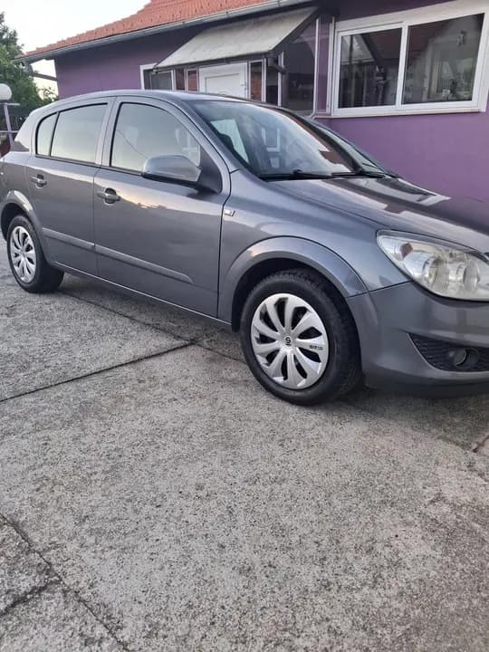 OPEL ASTRA H 1,4 BENZINAC 2008gg