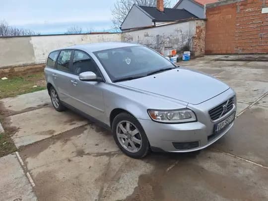 Prodajem Volvo V50