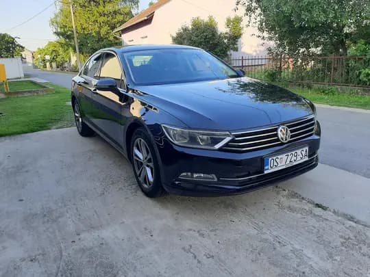 VW Passat 1,6 TDI 88 KW , KUPLJEN U AUTO "ZUBAK" - VLASNIK - REG.03./2027. RUČNI MJENJAČ 6 BRZINA