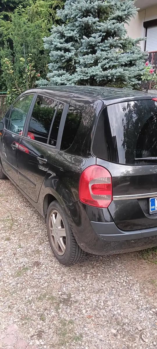 Prodajem renault modus 1.5 dci 