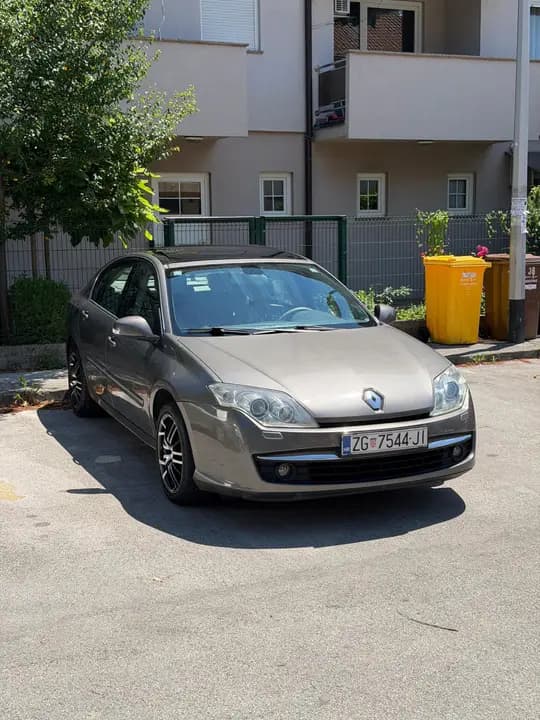 Renault Laguna 2,0 dCi 150ks | 6 Brzina | Panorama | Tempomat | Klima