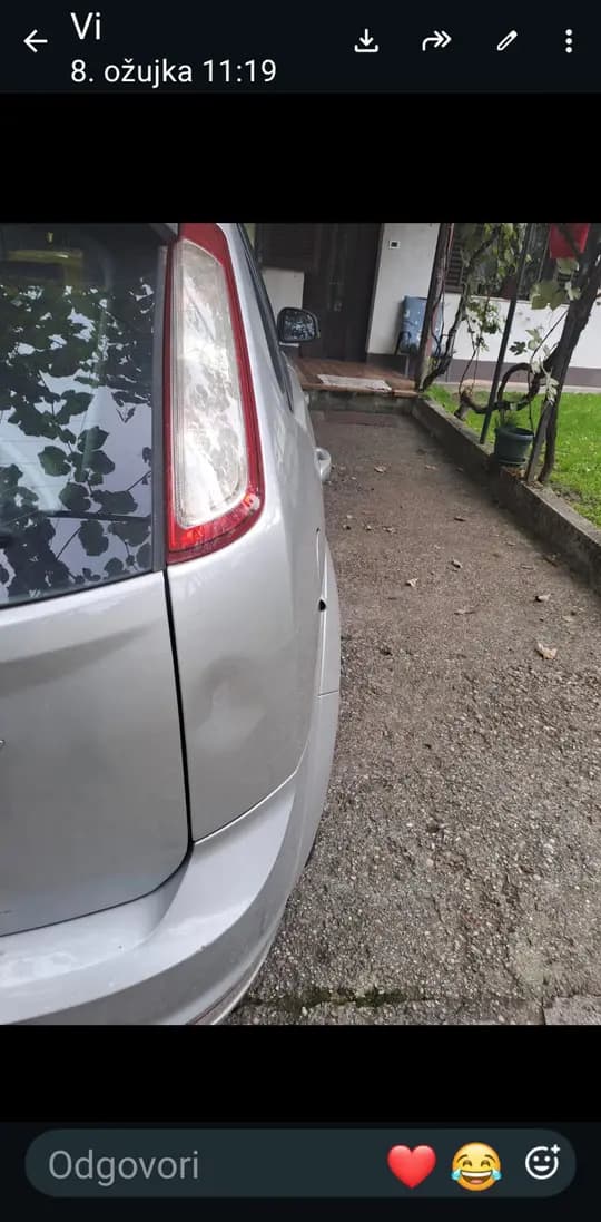 Ford Focus 2010. god, automatska klima i tempomat