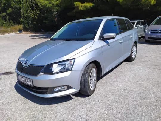 ŠKODA FABIA 1.4 TDI SAMO 180 TKM.IMA POTVRDA,KAO NOVA