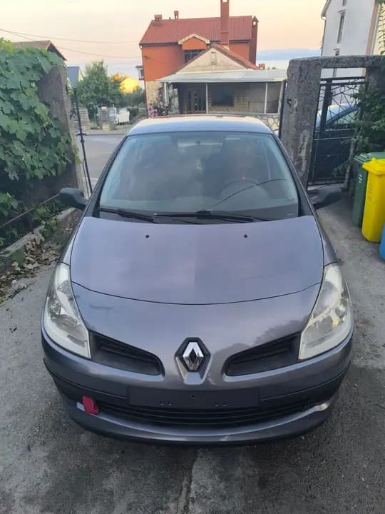 Renault Clio 1.2 16v 2007.