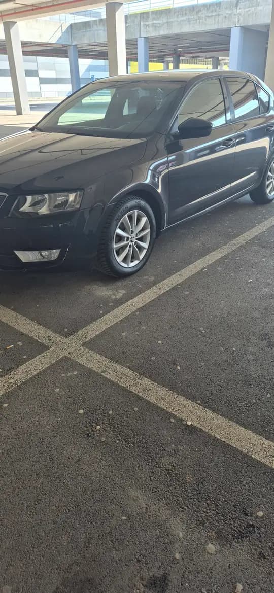 Prodajem Škoda Octavia 2016.1.6.TDI,DSG