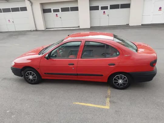 Renault Megane 1.4b 208tkm Veliki Servis Odl.Stanje Bez Ulaganja