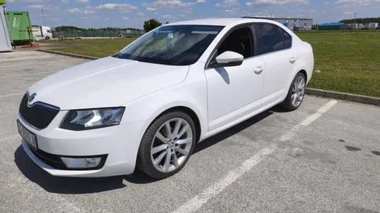 ŠKODA OCTAVIA 1,6TDI 2014g 1VLASNIK 208tkm REG 1/27 SERVISNA DVA KLJUČA HITNO 2,600e 0997834506