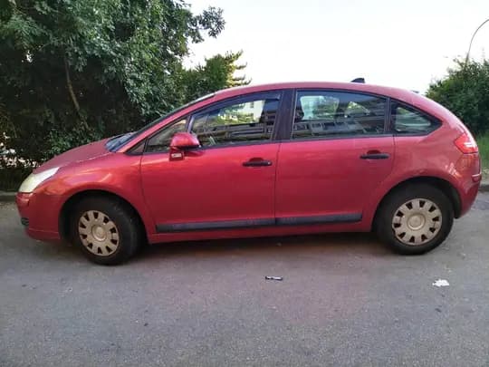 Citroen C4 2005. god, klima, tempomat, 155000 km