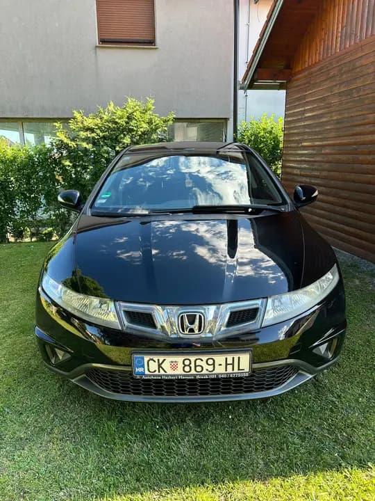 Honda Civic 1.4., 2009.