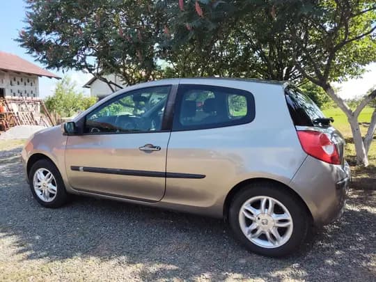 Renault clio 1.2 16v 