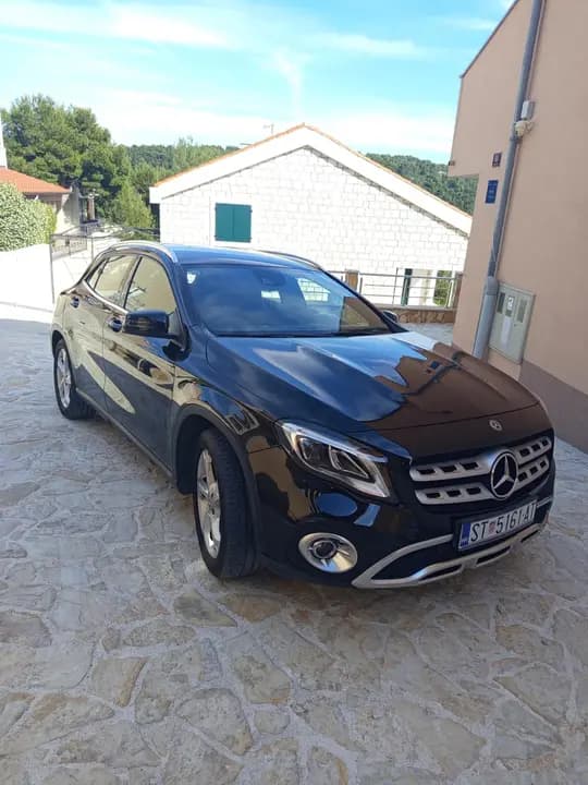 Mercedes gla