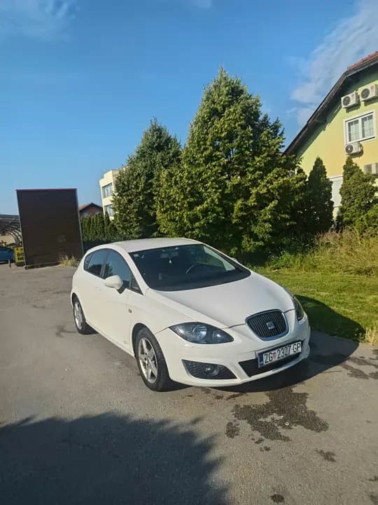 Seat Leon 1.6 TDI,77 kw,2011 g, nije uvoz, drugi vlasnik,rega 06/2027