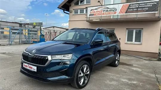 Škoda Karoq 1,5 TSI automatik , 150KS, “Style”, Kamera, LED, Navi, ACC, Alu 18, U PDV-u.