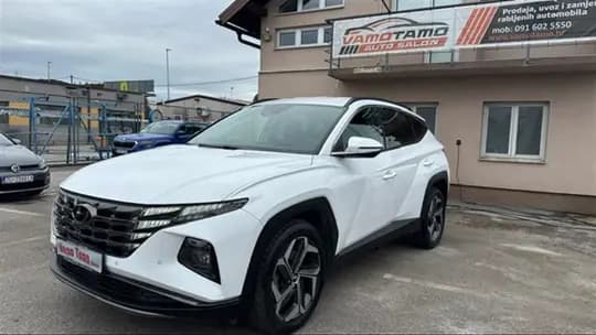 HYUNDAI Tucson 1.6 T-GDI 230 Hybrid BVA6, Kamera, LED, ACC, Alu 19...