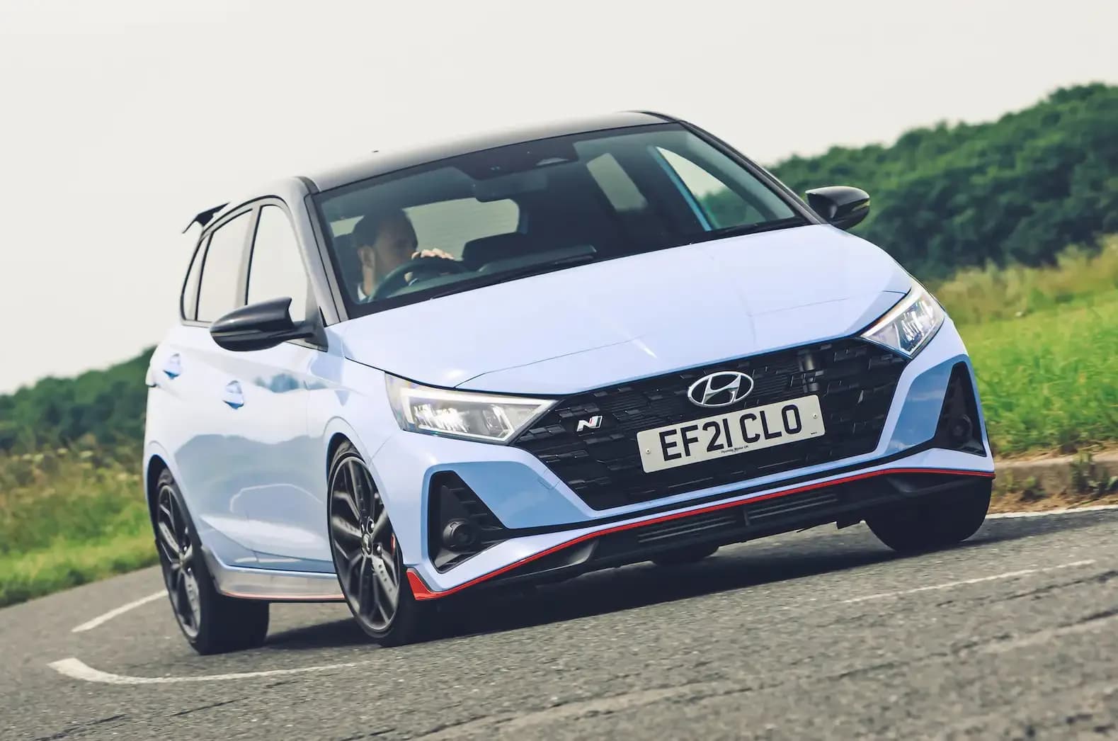 Hyundai vraća i20 N kao cjenovno pristupačan hibridni sportski automobil