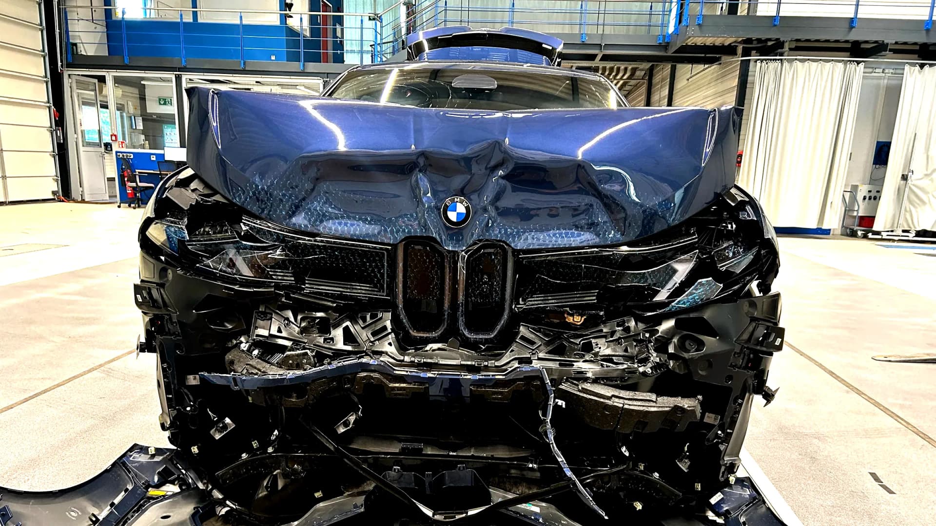 BMW iX3 i Zeekr 7GT postigli pet zvjezdica u novim Euro NCAP testovima, kineski EV superiorniji