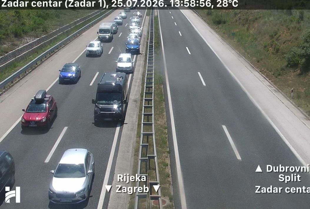 Gužve na cestama prema moru: Požar na A1, kolone kod Svetog Roka, Krka i Rijeke