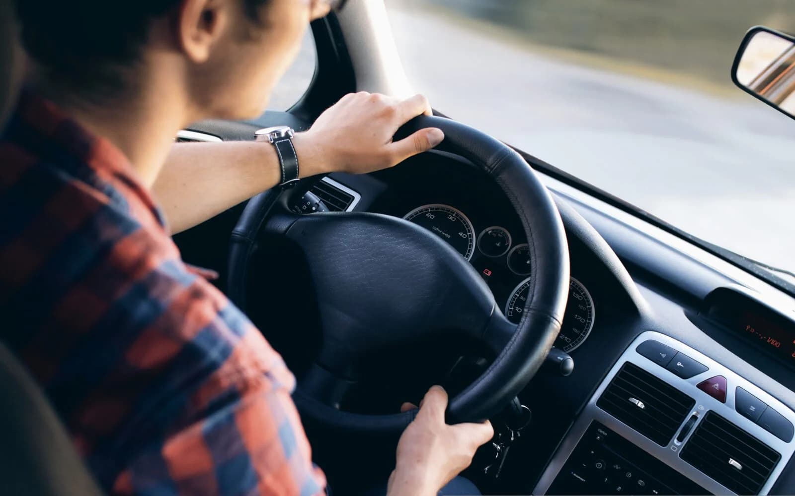 Novi automobili u EU moraju imati sustav nadzora pažnje vozača