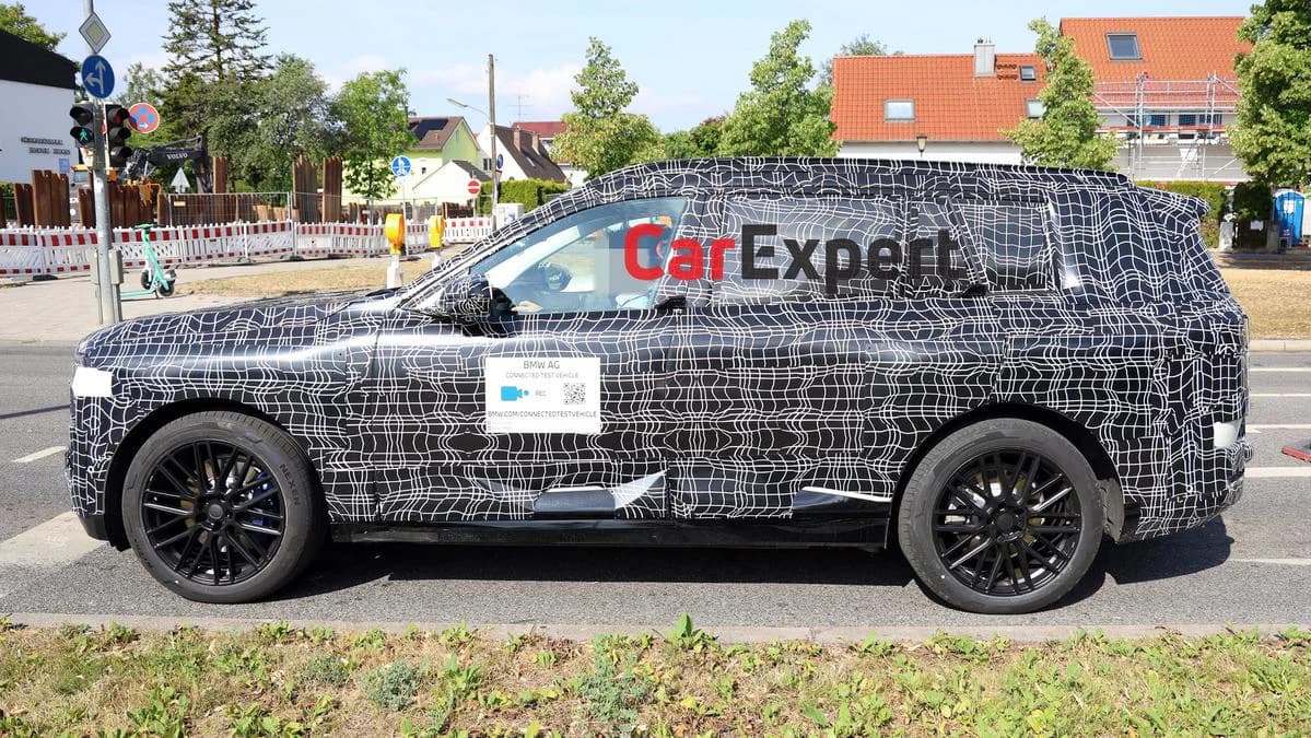 Novi BMW iX7 stiže 2027. s novim dizajnom i potpuno električnim pogonom