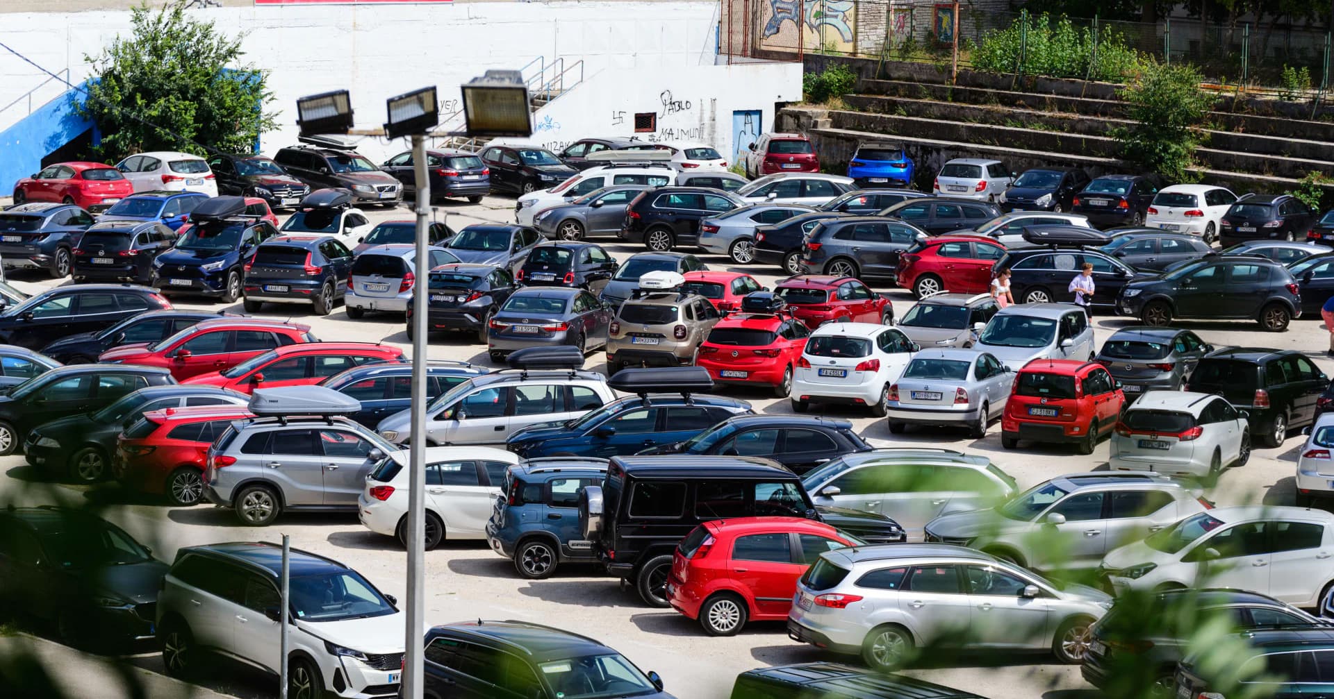 Novi podaci o hrvatskom voznom parku: Prve registracije u porastu, ali uz pad osobnih automobila