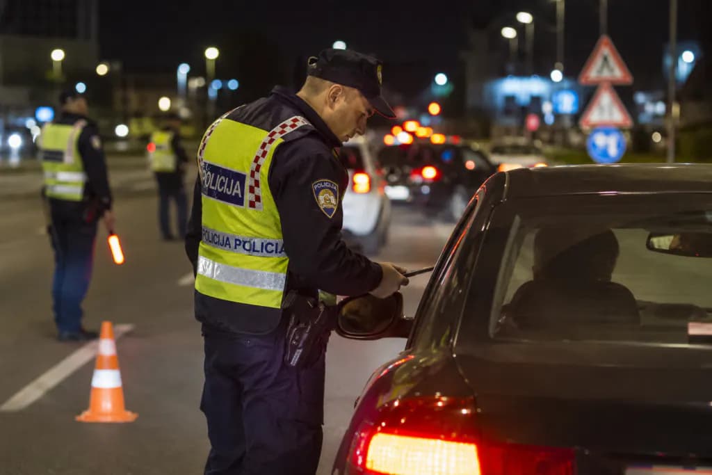 Policija uhitila trojicu vozača zbog teških prekršaja: Jedan završio u zatvoru, drugome trajno oduzet motocikl
