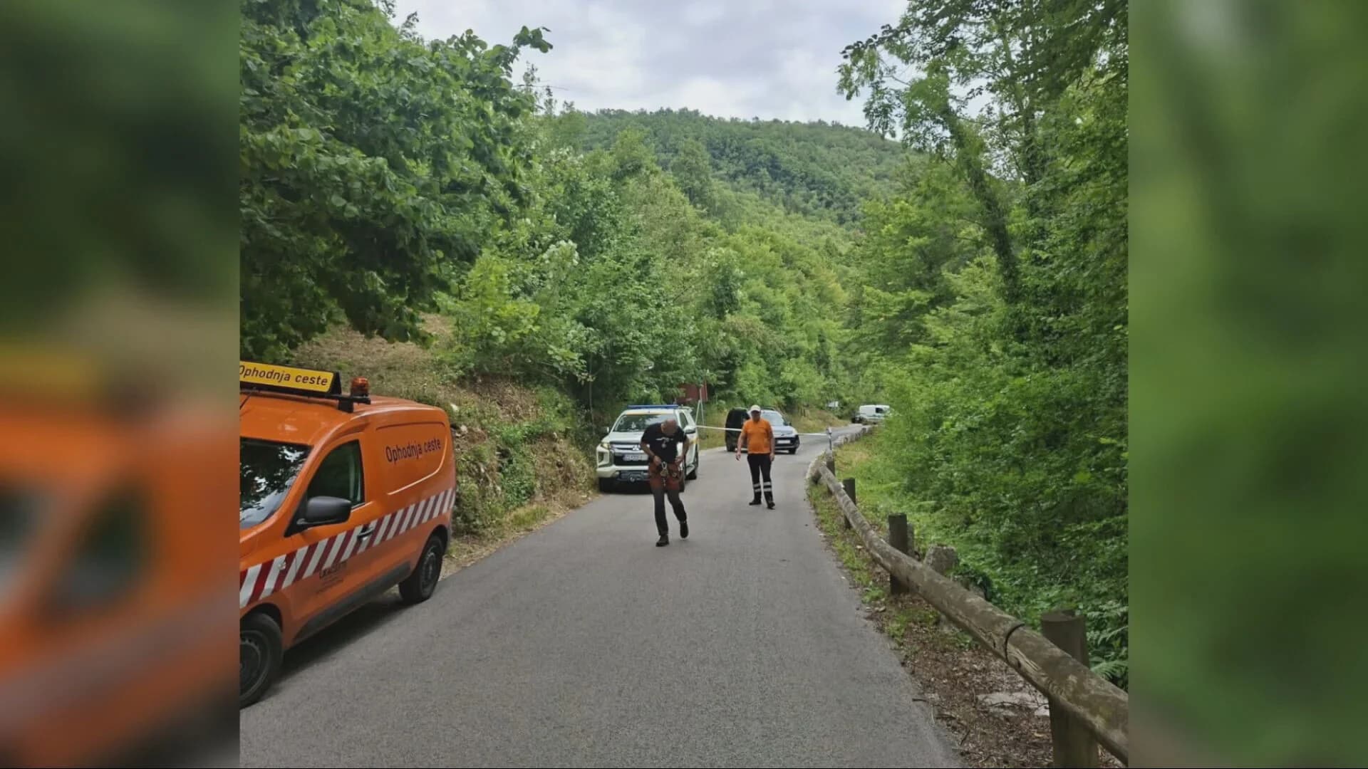 Teška nesreća kod Plitvičkih jezera: Vozilo sletjelo s ceste, djeca hitno prevezena helikopterom